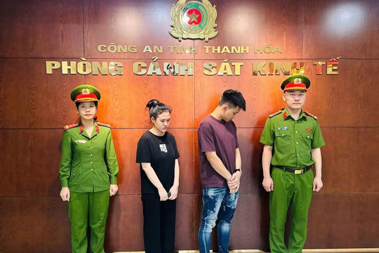 Khởi tố 2 chủ shop bán hàng 'xả kho' qua livestream