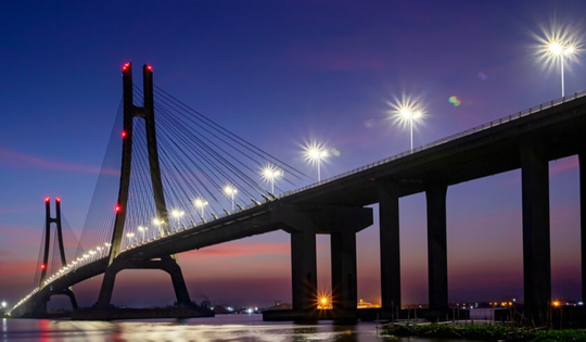 Ngày mai, bắt đầu sửa chữa cây cầu dây văng hơn 2.000 tỷ có kiến trúc trụ tháp hình chữ H, gần 16 năm giữ kỷ lục cầu dây văng lớn nhất thành phố giàu nhất cả nước