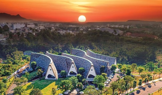 Việt Nam có một điểm đến vừa được truyền thông quốc tế vinh danh, công trình của ông Đặng Lê Nguyên Vũ cũng góp sức