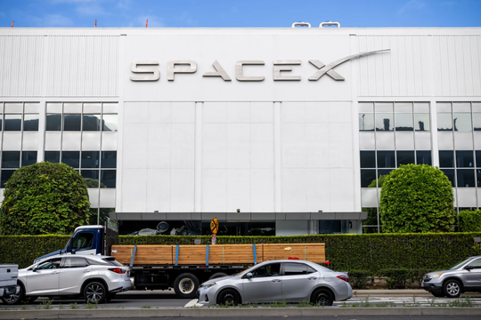 SpaceX của Elon Musk bất ngờ bị đưa vào 'danh sách đen', chuyện gì đây?