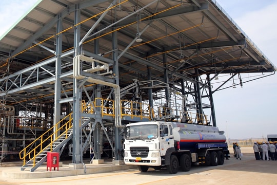 Nhà máy lọc dầu 3 tỷ USD của Việt Nam đã tăng mạnh năng lực xuất bán thêm 45%, chính thức không còn chịu áp lực như trước