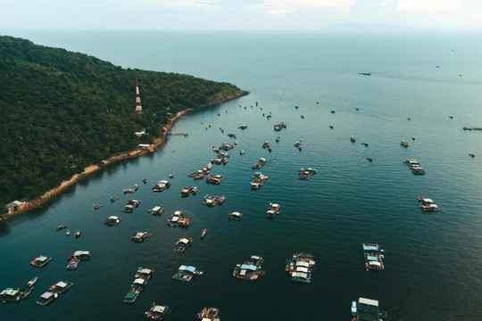 Đảo đầu tiên và duy nhất Việt Nam vừa có sân bay, vừa có cáp treo