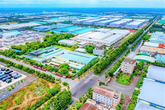 Kinh tế 5 tháng đầu năm: Nhiều tín hiệu tích cực dù nhập siêu tăng mạnh, áp lực lạm phát hiện hữu