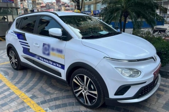 Grab chính thức triển khai dịch vụ taxi sử dụng xe điện VinFast