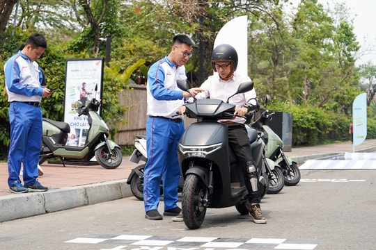 Honda chính thức mở bán mẫu xe máy điện mới tại Việt Nam, khách hàng được mang về chạy thử miễn phí trong 7 ngày