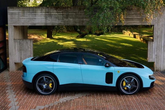 Ferrari Luce giá gần 16 tỷ đồng bất ngờ có khách Việt chốt đơn, chủ nhân là ai?