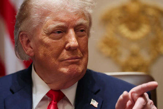 Tuyên bố bất ngờ của ông Trump về Iran, Tehran lập tức phản bác