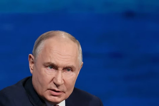 Tổng thống Nga Putin nói ‘chưa có lý do gì để gặp Tổng thống Ukraine Zelensky’