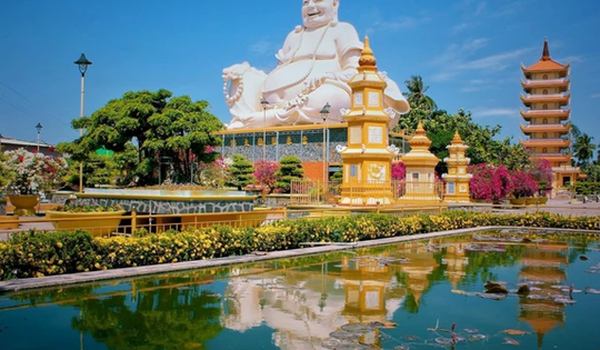 Lần đầu tiên trong lịch sử, Việt Nam có một công trình tâm linh đứng chung bảng xếp hạng với Trung Quốc về quy mô lớn nhất thế giới