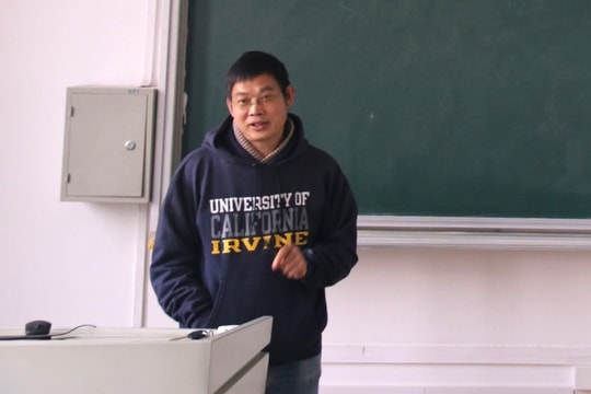 ‘Thần đồng Toán học’ 14 tuổi trở thành sinh viên Đại học, sau đó chọn sang Mỹ học tập, hiện đã về nước và đang làm công việc gì?
