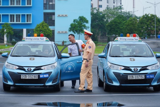Những người sắp thi sát hạch lái xe phải xem ngay cảnh báo quan trọng từ Cục CSGT