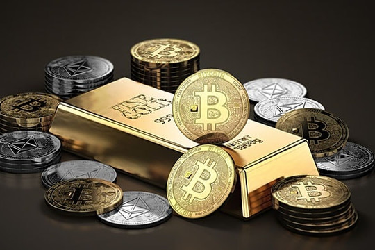 Kỳ vọng Fed nâng lãi suất gia tăng, vàng và Bitcoin đồng loạt lao dốc