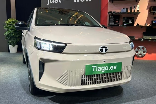 Hyundai i10 sẽ ‘lo lắng’, mẫu hatchback giá chỉ 165 triệu, thiết kế đẹp cùng chế độ bảo hành trọn đời, khách Việt sẽ thích