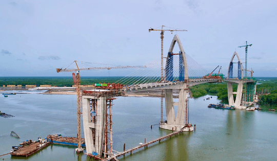 Cây cầu có nhịp chính dài nhất Đông Nam Á, kết nối 2 thành phố giàu nhất cả nước vượt tiến độ 6 tháng