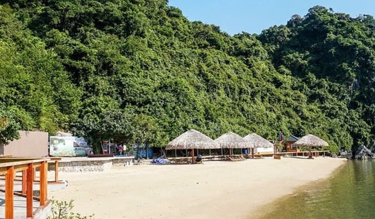 Việt Nam có 1 bãi biển hoang sơ ít người biết lọt top thế giới, trong năm nay sẽ mở cửa đón khách
