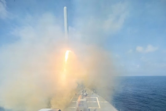 Tổng thống Donald Trump: Mỹ phóng 49 tên lửa Tomahawk vào Iran
