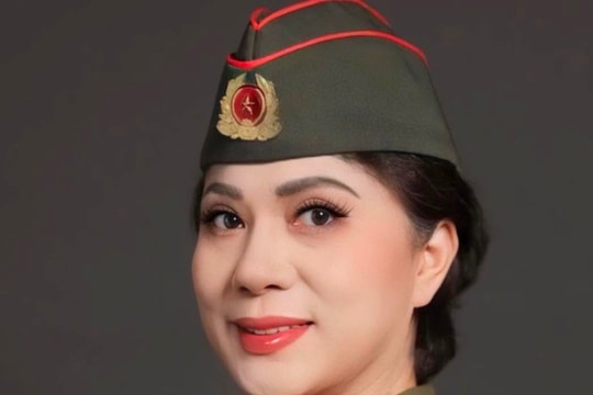 Nữ NSND nổi tiếng mang hàm Đại úy bị lừa 'hợp đồng kỳ nghỉ', phải trả lãi suất thẻ tín dụng khoản vay 60 triệu đồng