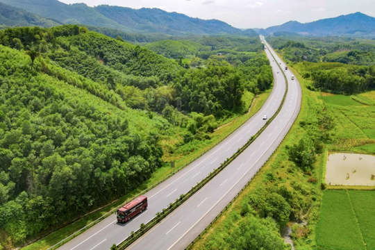 Được Nhà nước tăng vốn thêm 37.500 tỷ đồng, ông trùm cao tốc VEC làm ăn ra sao?