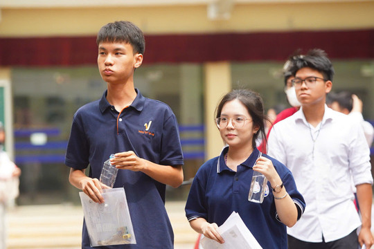 Đề thi và cập nhật đáp án các mã đề môn Địa lý tốt nghiệp THPT