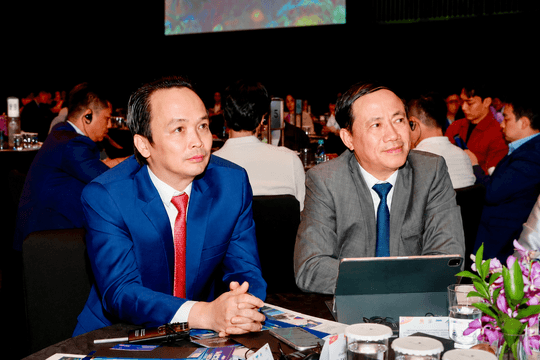 Đại sứ Việt Nam tại Hàn Quốc đích thân chúc mừng ông Trịnh Văn Quyết, mở cơ hội cho FLC tại nền kinh tế 1.800 tỷ USD