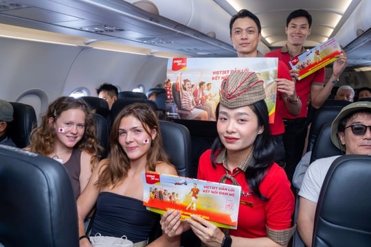 Bay cùng Vietjet, hoà mình vào mùa lễ hội bóng đá sôi động nhất hành tinh