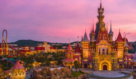 Việt Nam sắp có tổ hợp giải trí tương tự Disneyland hay Universal Studios, vốn 2,5 tỷ USD, tọa lạc giữa biển khơi tại TP giàu nhất cả nước