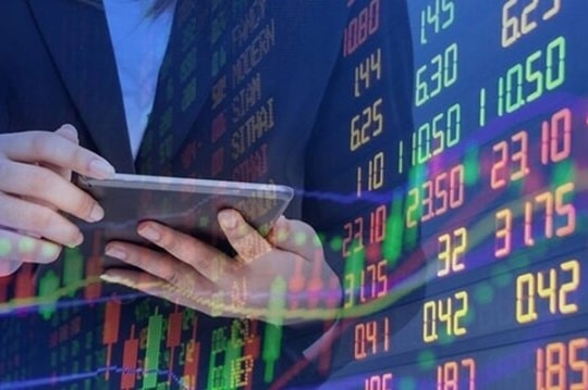 Săn lợi nhuận vượt trội trong nửa cuối 2026, các chuyên gia chứng khoán chọn gì?
