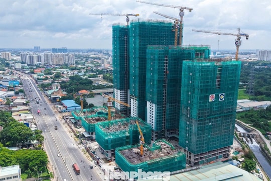 Hàng chục dự án căn hộ đua nhau 'mọc' lên dọc đoạn Quốc lộ