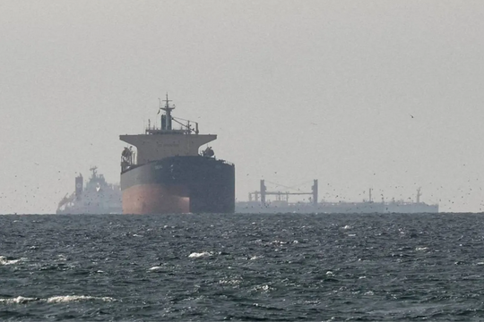 Mở lại eo biển Hormuz là ‘dấu chấm hết’ cho OPEC?