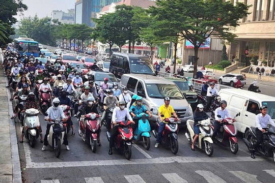 Chỉ 15 ngày nữa, Hà Nội chính thức hạn chế xe máy xăng tại 11 tuyến phố sau