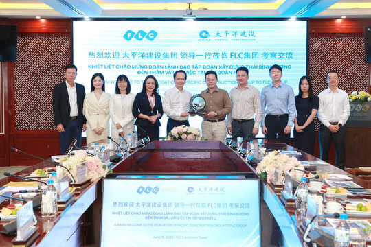 Mang theo kế hoạch đầu tư hàng chục tỷ USD vào Việt Nam, Tập đoàn Trung Quốc đích thân gặp mặt Chủ tịch FLC bàn chuyện lớn