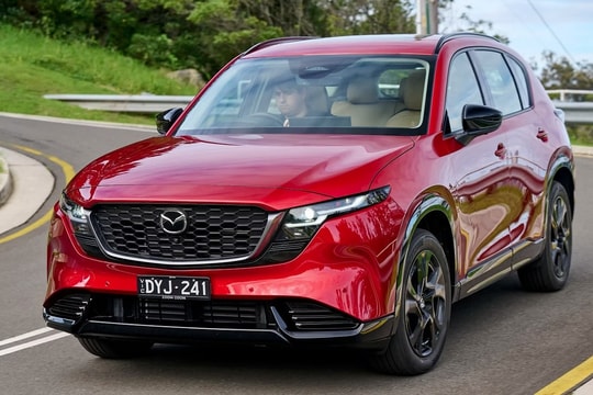 Mazda CX-5 2026 bỏ gần hết nút bấm, chuyển sang điều khiển cảm ứng