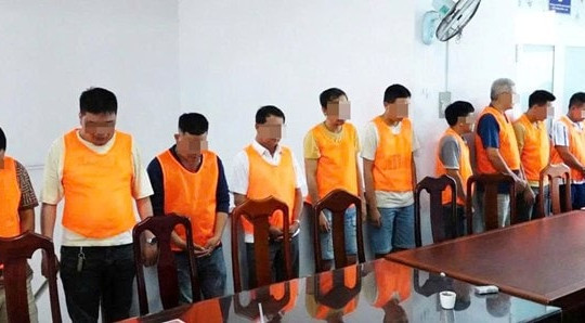 Phòng Cảnh sát hình sự triệu tập 14 đối tượng, tịch thu 14 điện thoại di động cùng nhiều tài liệu