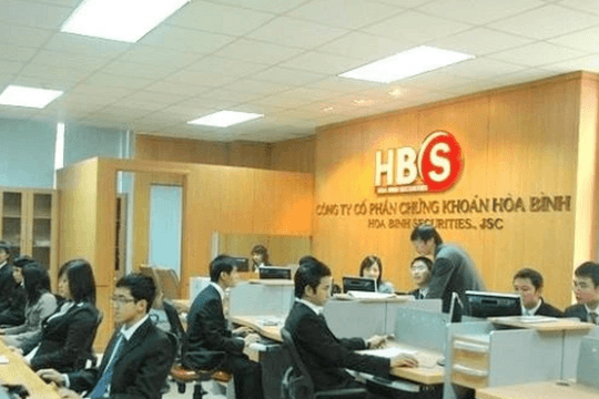 Những góc khuất tại Chứng khoán Hoà Bình (HBS) từ lời khai mạc: Chúng ta tạm ngừng hoạt động không phải vì sợ hãi