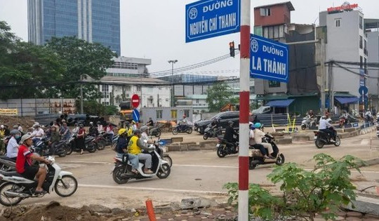 Từ hôm nay, Hà Nội cấm lưu thông trên đường La Thành để thi công tuyến vành đai 'đắt nhất hành tinh'