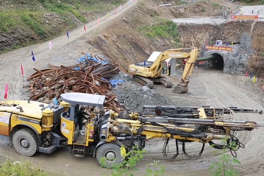 Doanh nghiệp thuộc Bộ Quốc phòng bất ngờ rút đề xuất đầu tư gần 1 triệu tỷ đồng cho 14 dự án điện gió ngoài khơi