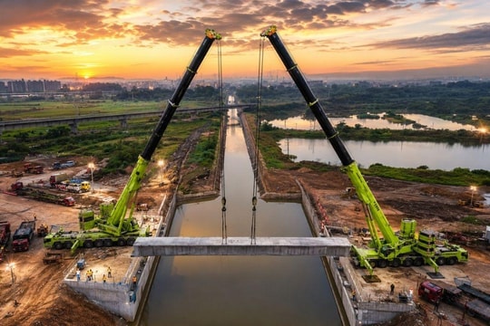 Phát hiện đoàn xe Trung Quốc chở hơn 1.000 tấn thiết bị vượt 100km trong đêm, thực hiện nhiệm vụ cấp tốc trong 24 giờ