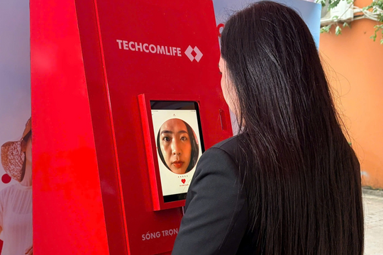 Techcom Life lọt Top 5 công ty bảo hiểm có phí khai thác mới cao nhất sau chưa đầy 1 năm hoạt động
