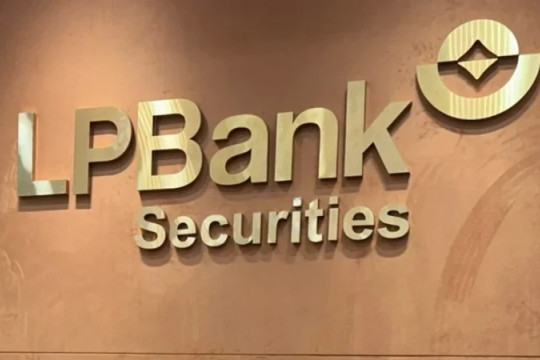 Hơn 1.000 nhà đầu tư tham gia, LPBS chào bán thành công gần 142 triệu cổ phiếu IPO