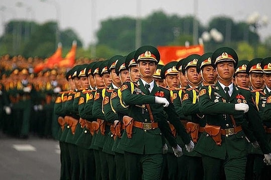 Mức lương cơ sở mới của quân hàm sĩ quan và cấp hàm cơ yếu trong Quân đội