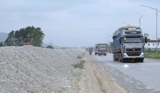 Chỉ 3 tháng nữa, chính thức hoàn thành đoạn quốc lộ nối đến quê Bác