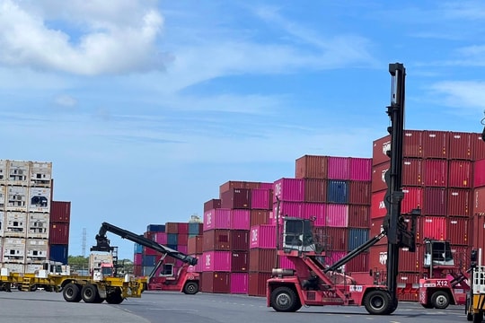 Đề xuất tái cấu trúc không gian logistics TPHCM theo mô hình ba lớp