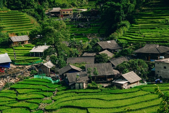 Chiêm ngưỡng ngôi làng nổi tiếng Việt Nam được vinh danh 'đẹp nhất châu Á': Cảnh sắc đẹp như tranh vẽ, cách Hà Nội hơn 300km