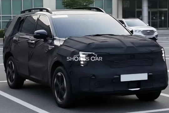 Kia Sorento chuẩn bị gây sốc với công nghệ chưa từng có tại Việt Nam