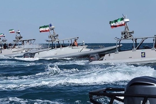 Iran bác tin đóng eo biển Hormuz, loại trừ khả năng thanh tra cơ sở hạt nhân