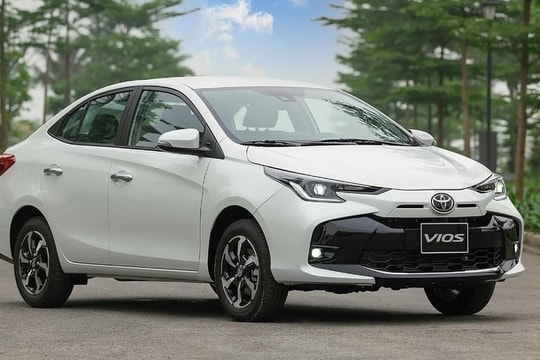 Mua Toyota Vios làm ‘cần câu cơm’, tài xế lần đầu nói thật về độ 'hao xăng' và công khai thứ ‘đáng tiền’ hơn so với xe điện