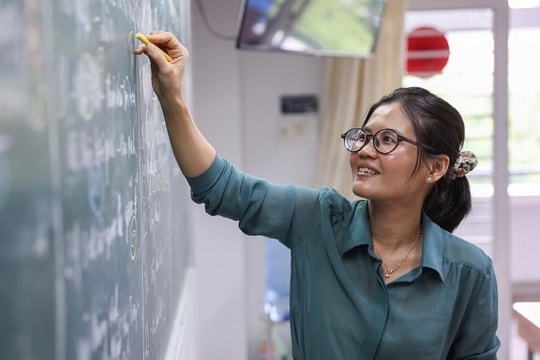 Giáo viên sẽ không được dạy thêm, tổ chức dạy thêm ngoài nhà trường nếu thuộc các trường hợp này, sẽ áp dụng tại địa phương nào?