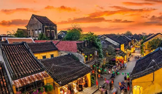 Việt Nam có 1 con phố hơn 400 năm tuổi từng là "cửa ngõ thế giới", nay được quốc tế vinh danh điểm đến hàng đầu châu Á