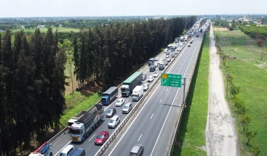 Sắp xây dựng cây cầu bắc qua sông Vàm Cỏ Đông, góp phần gia tăng kết nối giữa miền Đông và miền Tây