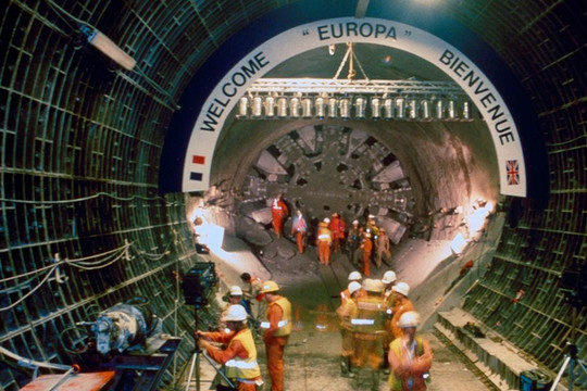 Chuẩn bị sử dụng cỗ máy TBM khổng lồ đào xuyên đáy biển suốt 90km, rút ngắn quãng đường nối hai thành phố xuống còn 1 giờ